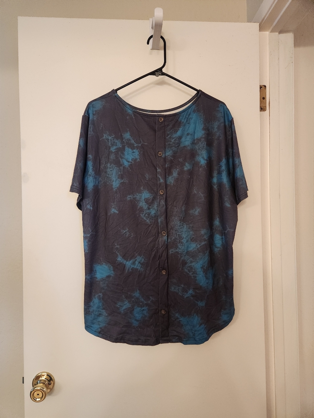 Black and Teal Tie-Dye Button Back Short Sleeve Bloused - Picture 2 of 5